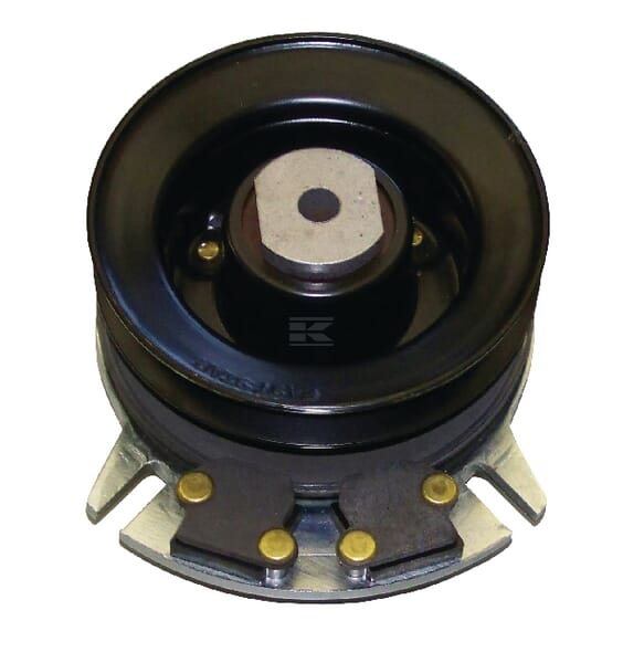 AK514876_02