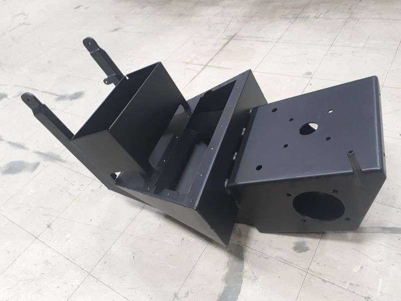 [002433] chassis, B24-100