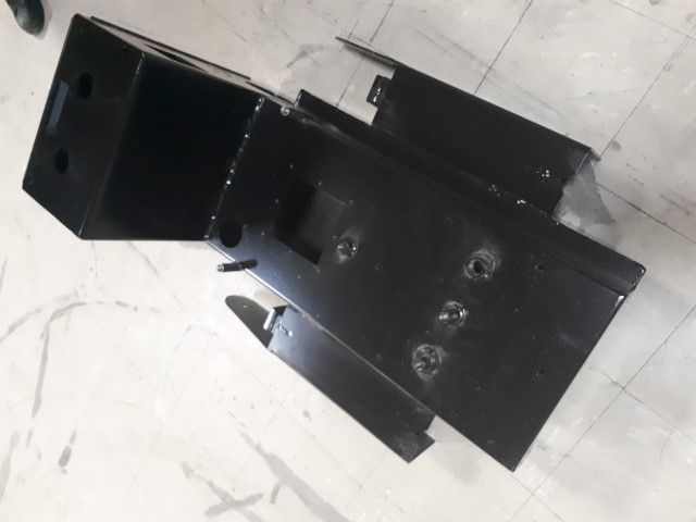 chassis de reservoir d'huile, , B31-110 161, B37-110 161