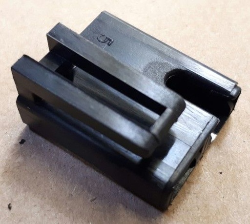 [002587] connecteur, B24-100